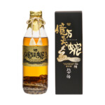 Amazon.co.jp: 南都酒造所 ハブ入りハブ酒 35度800ml : 食品